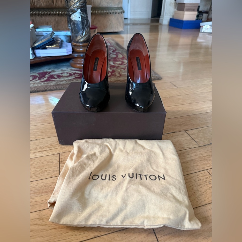 Louis Vuitton Black Patent Leather Heels